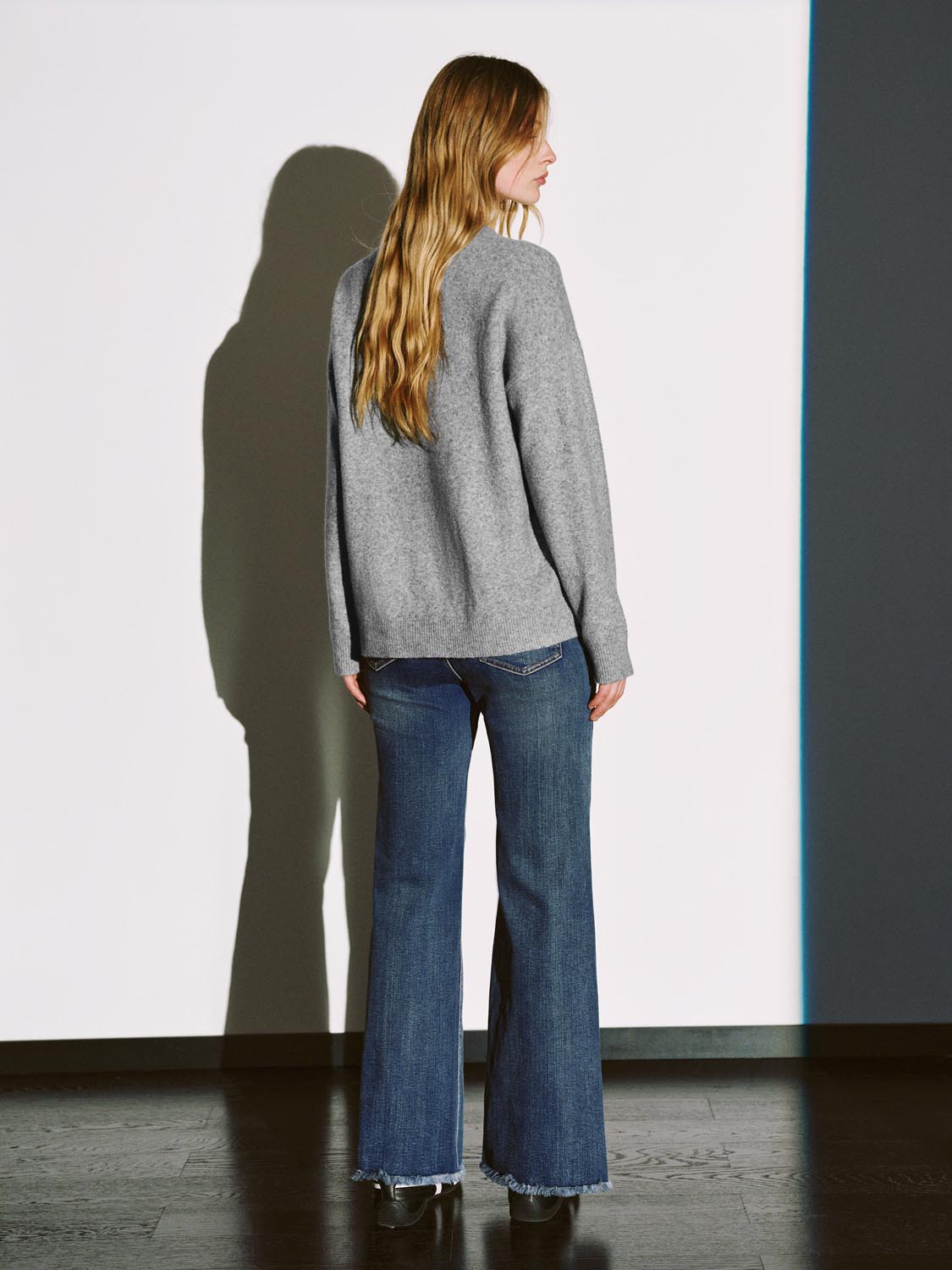 Slit Raw Hem Flare Leg Jeans