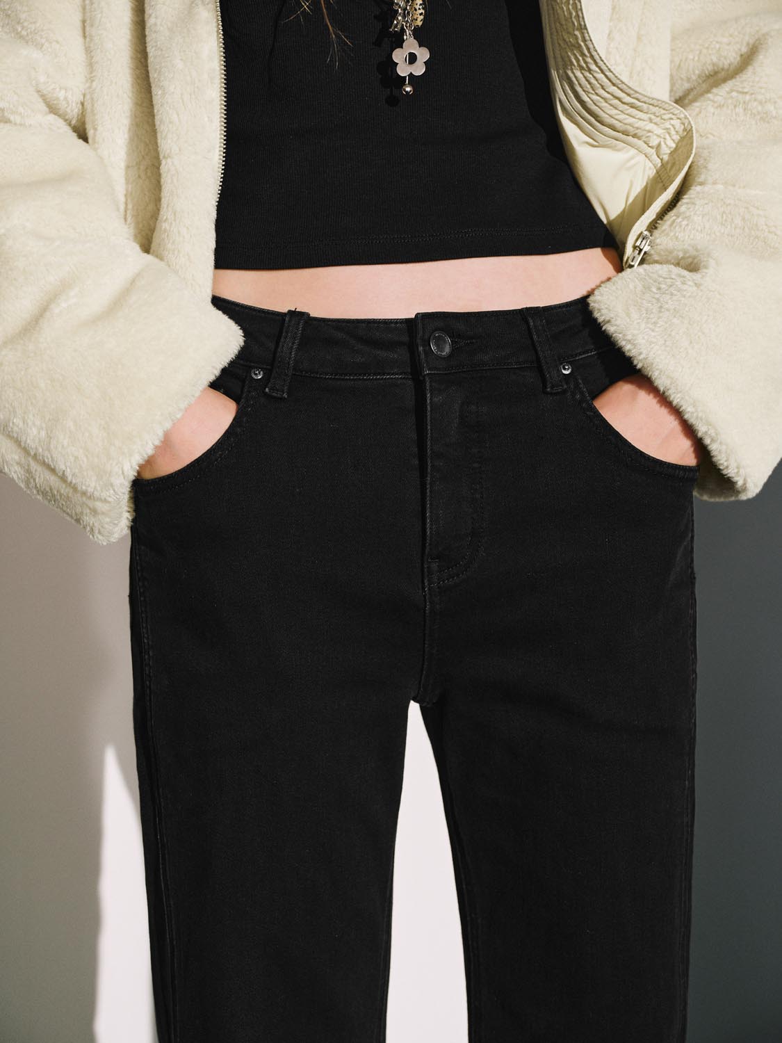 Slit Raw Hem Flare Leg Jeans