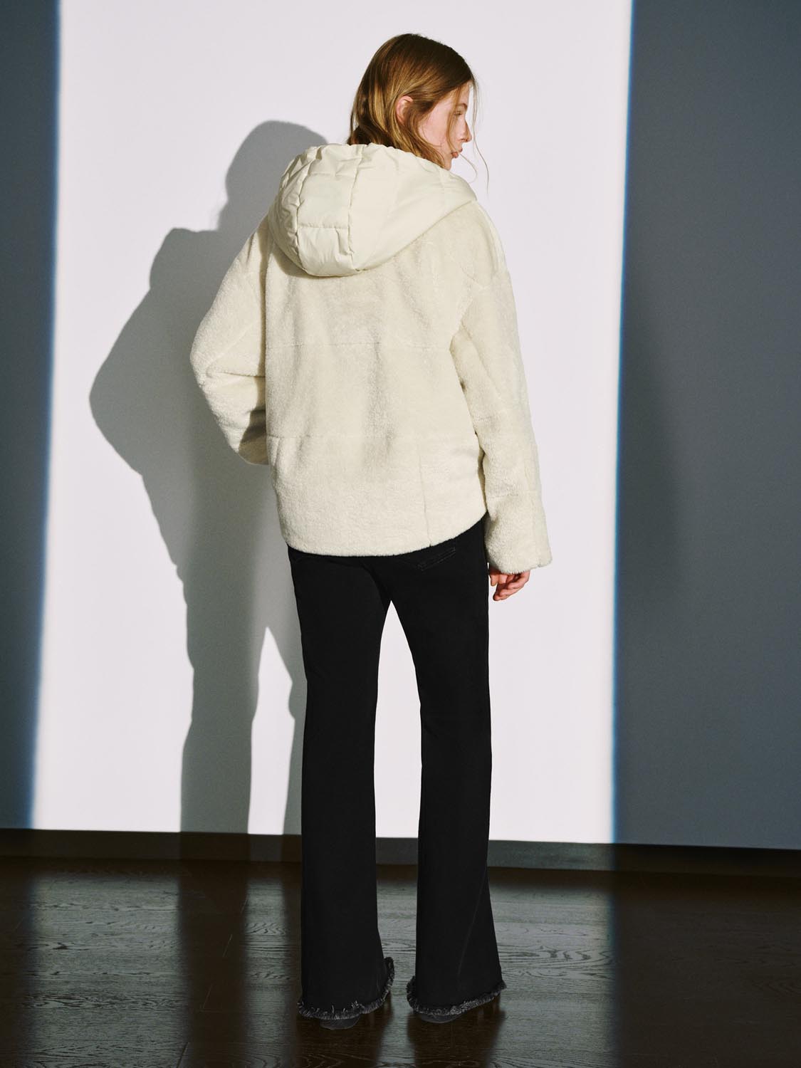 Slit Raw Hem Flare Leg Jeans