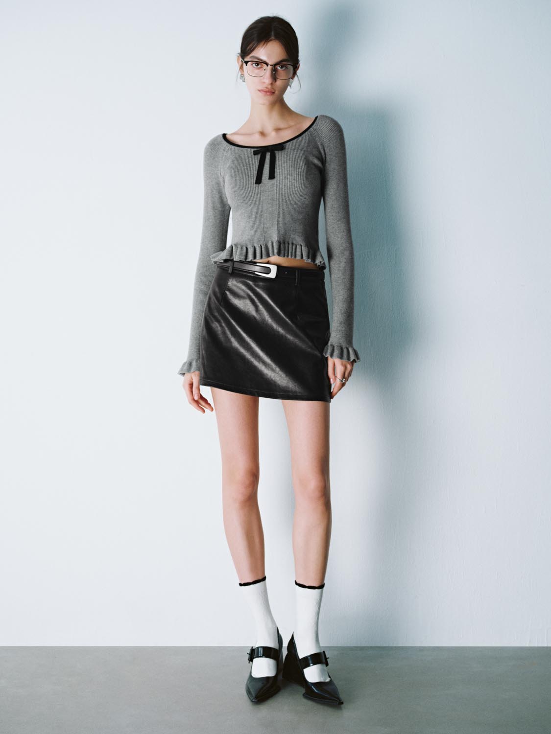 Ruffle Hem Knitted T-Shirts