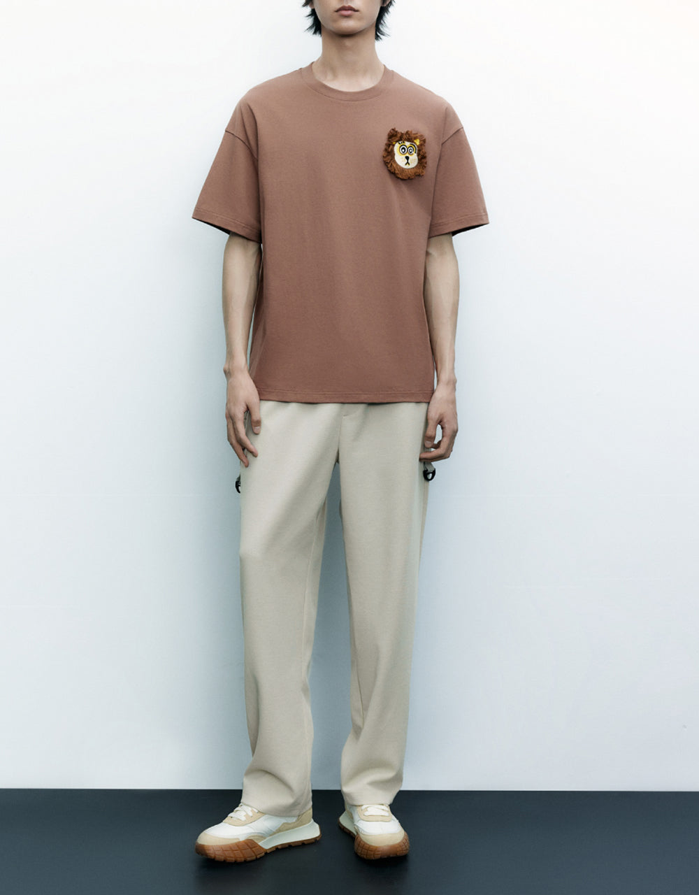 Lion Detail Crew Neck T-Shirt