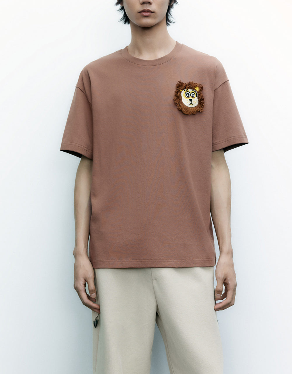 Lion Detail Crew Neck T-Shirt