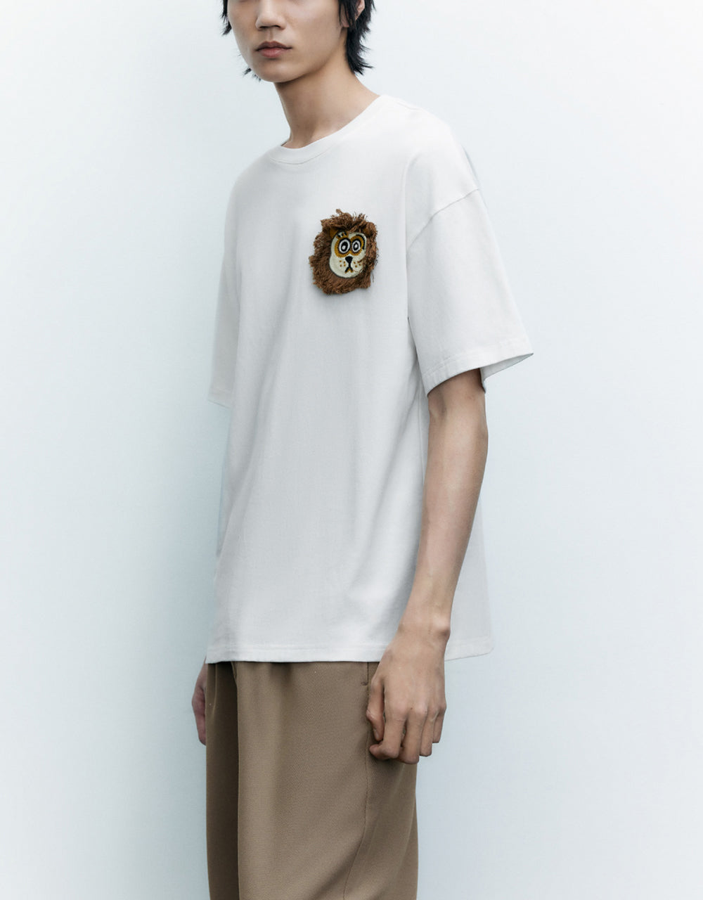 Lion Detail Crew Neck T-Shirt