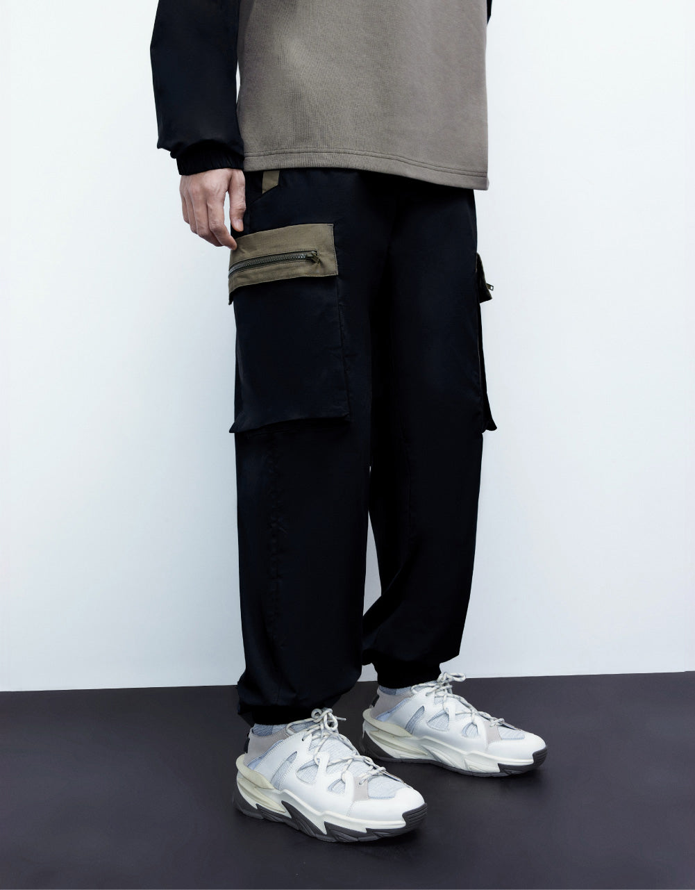 Mid-Waist Jogger Pants