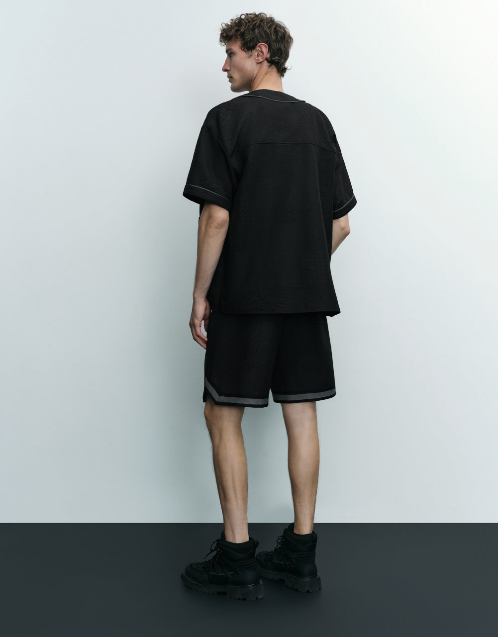 Two Tones Drawstring Hem Shorts