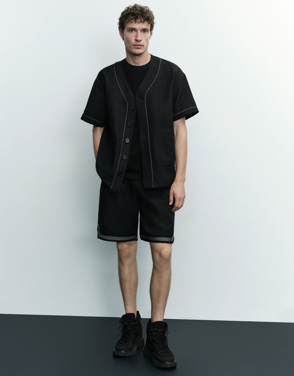 Two Tones Drawstring Hem Shorts