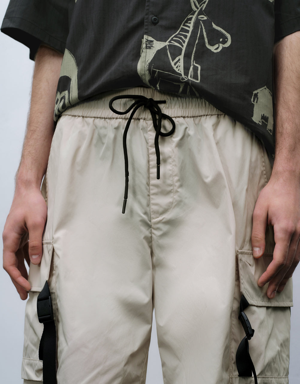 Drawstring Waist Shorts With Pockets