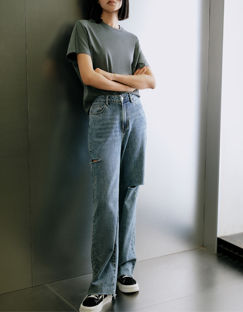 Standard Sleeve Crew Neck Regular T-Shirt