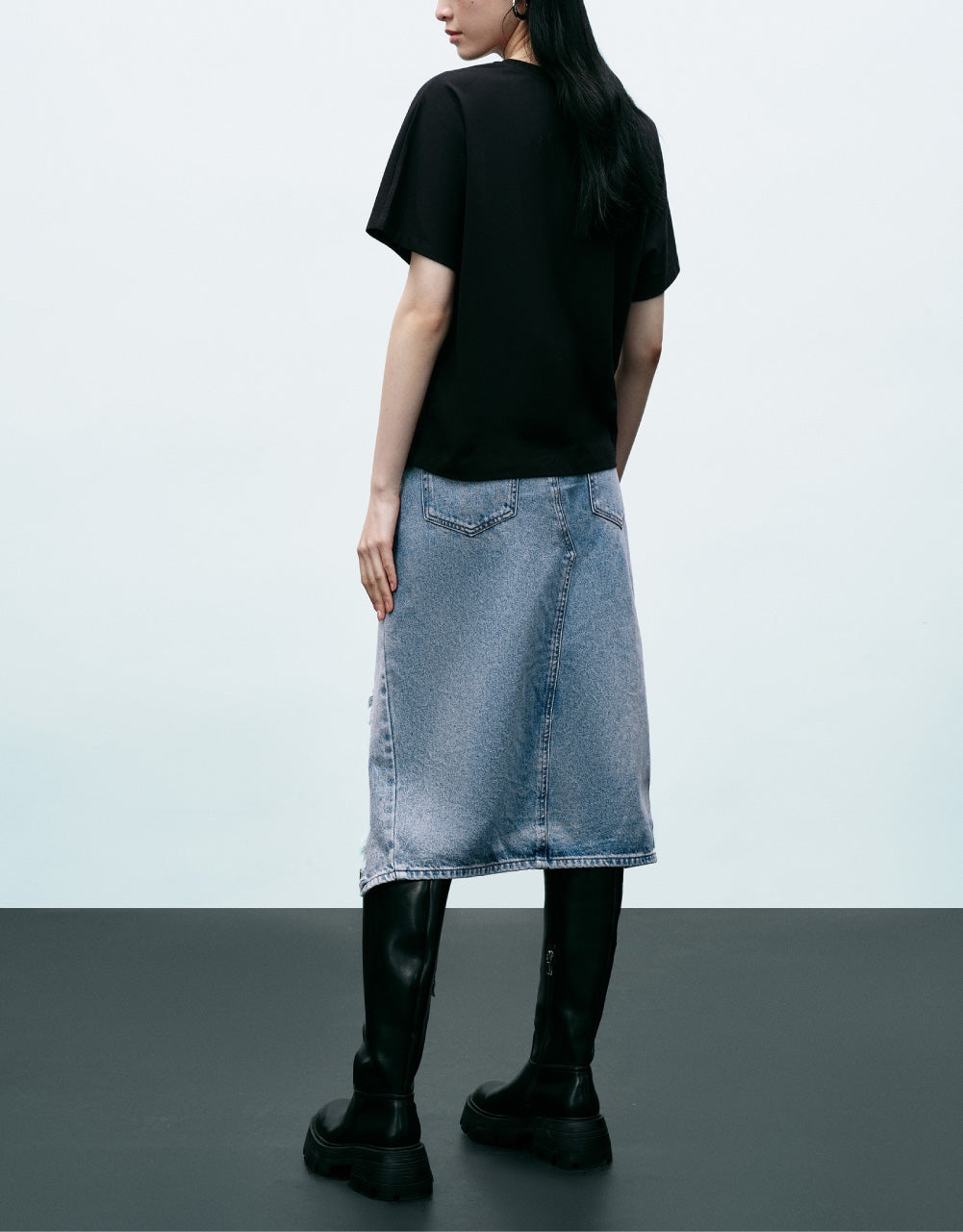 Standard Sleeve Crew Neck Regular T-Shirt