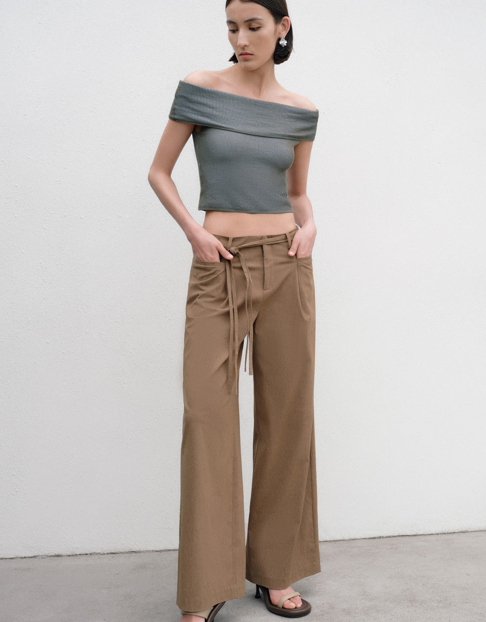 Wide-Leg Pants With Belt