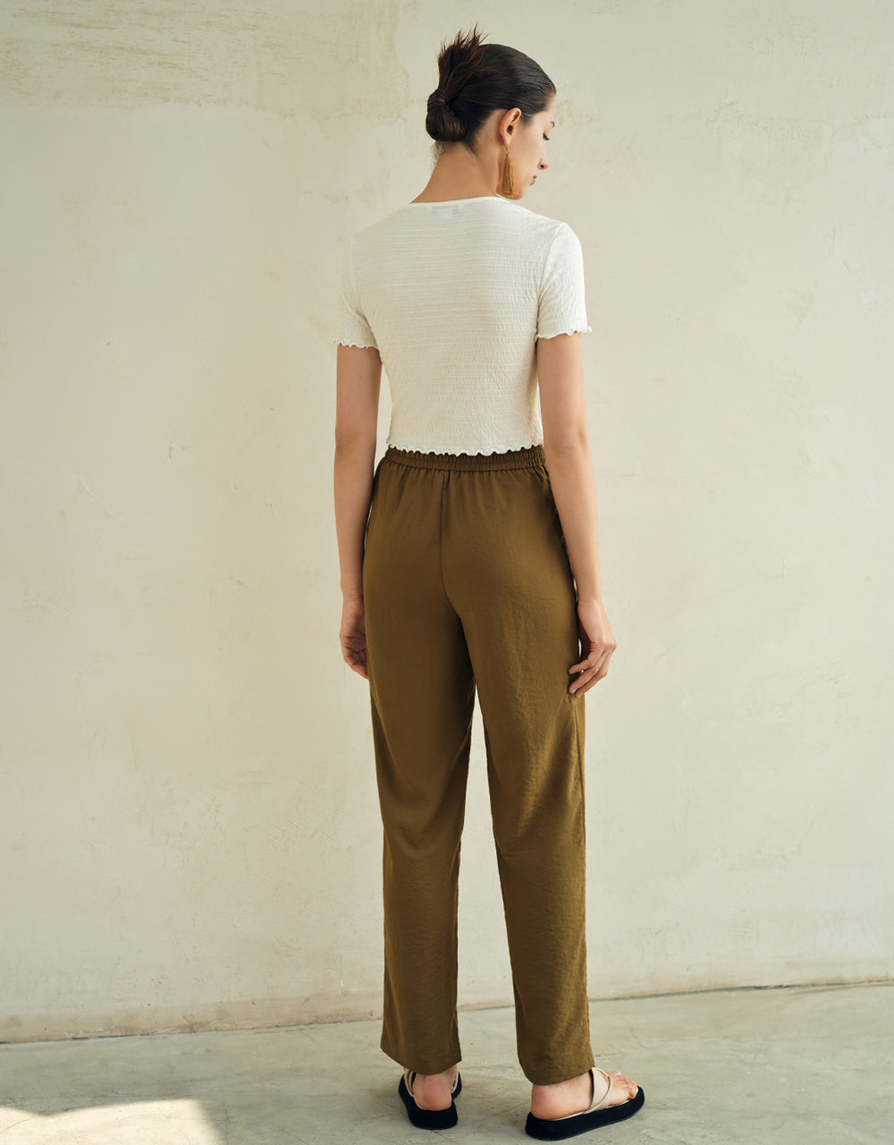 Lettuce Trim Shirred T-Shirt