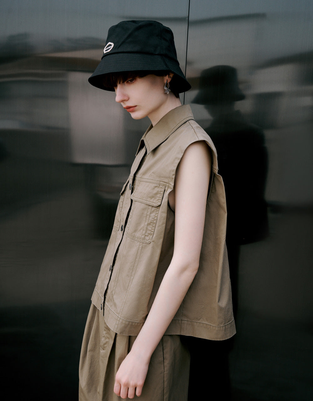 Straight Shirt Collar Vest