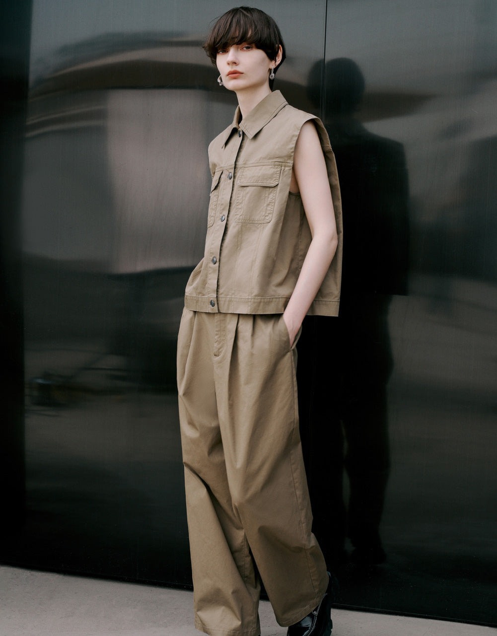 Straight Shirt Collar Vest