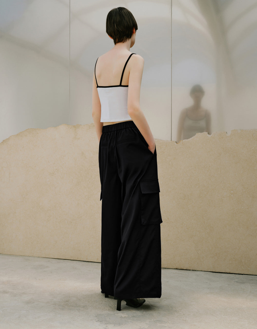 Wide-Leg Pants With Pockets